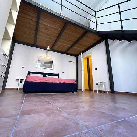 Loft Storico In Pieno Centro! Apartamento Livorno Exterior foto